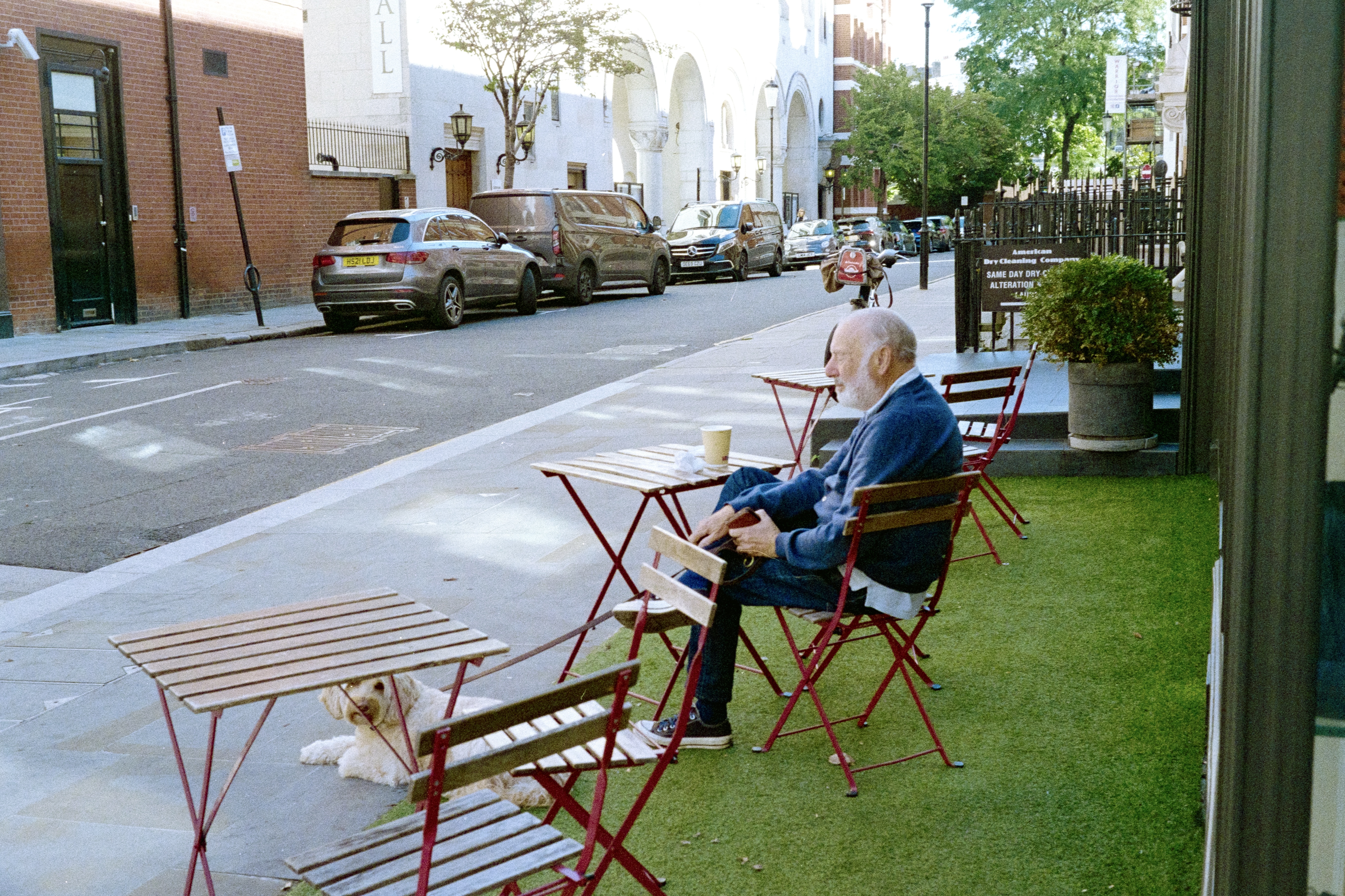 UK, sequence 1, image 1